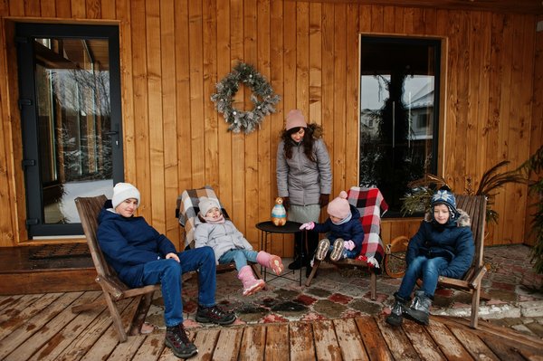 Découvrez les structures extérieures variées de direct abris